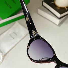 Picture of Bottega Veneta Sunglasses _SKUfw40664073fw